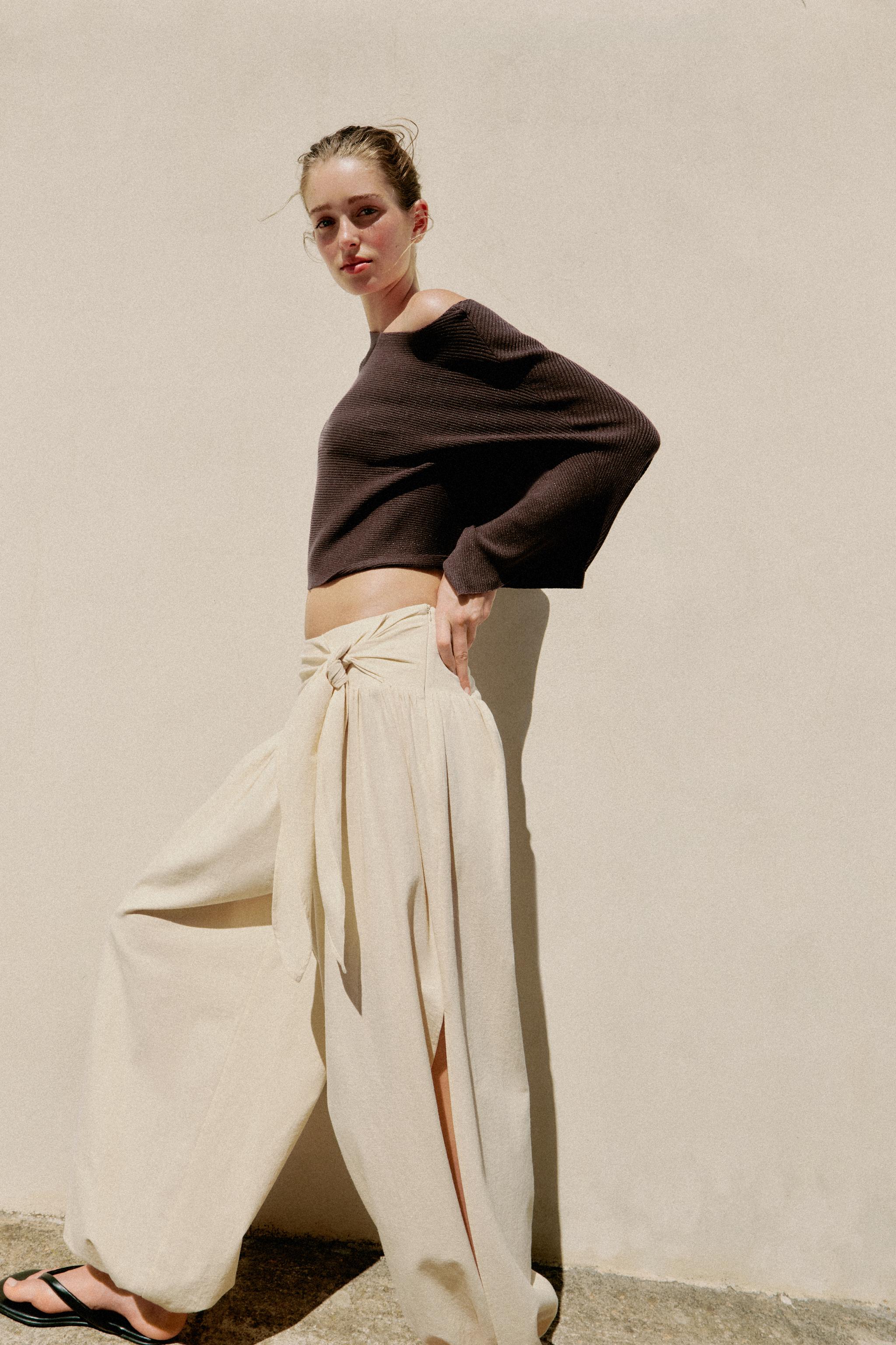 CROPPED CAPE JUMPER